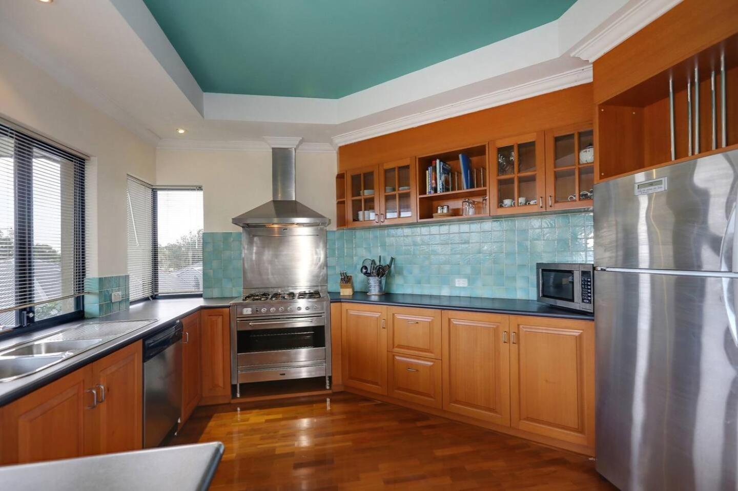 Villa Rancho Relaxo Fabulous Value Scarborough Beach Exterior foto